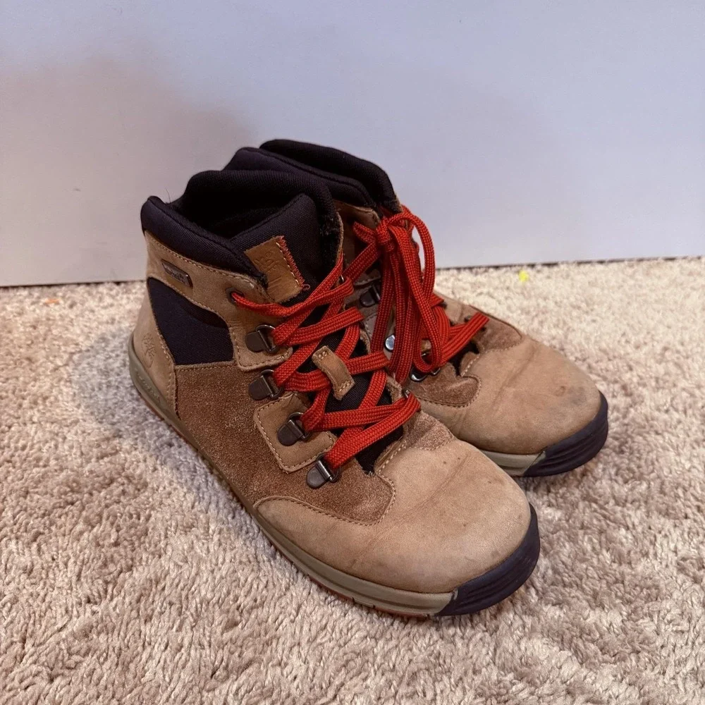 Timberland Boots Boys Size 4.5 Brown Suede Chukka Hiking Trail 2593R Outdoor